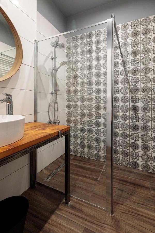 Golden Apartments Wroclaw - Cozy Studio - Main Rail Station&K24 Екстериор снимка