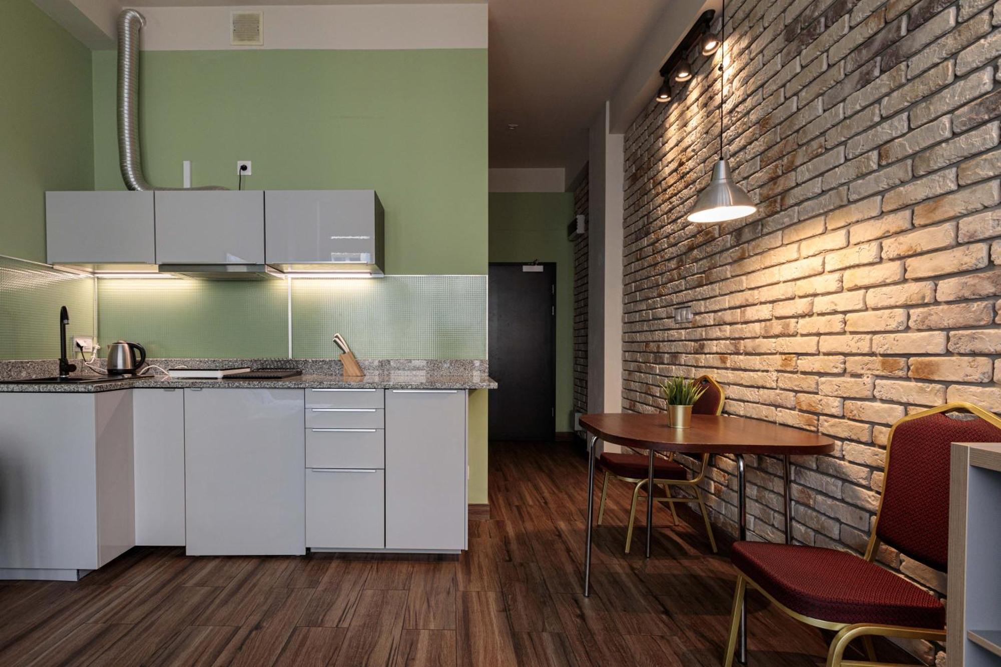 Golden Apartments Wroclaw - Cozy Studio - Main Rail Station&K24 Екстериор снимка