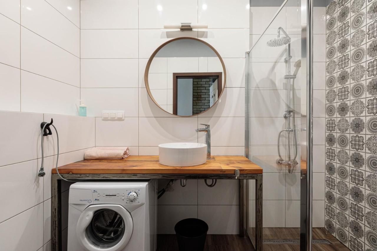 Golden Apartments Wroclaw - Cozy Studio - Main Rail Station&K24 Екстериор снимка