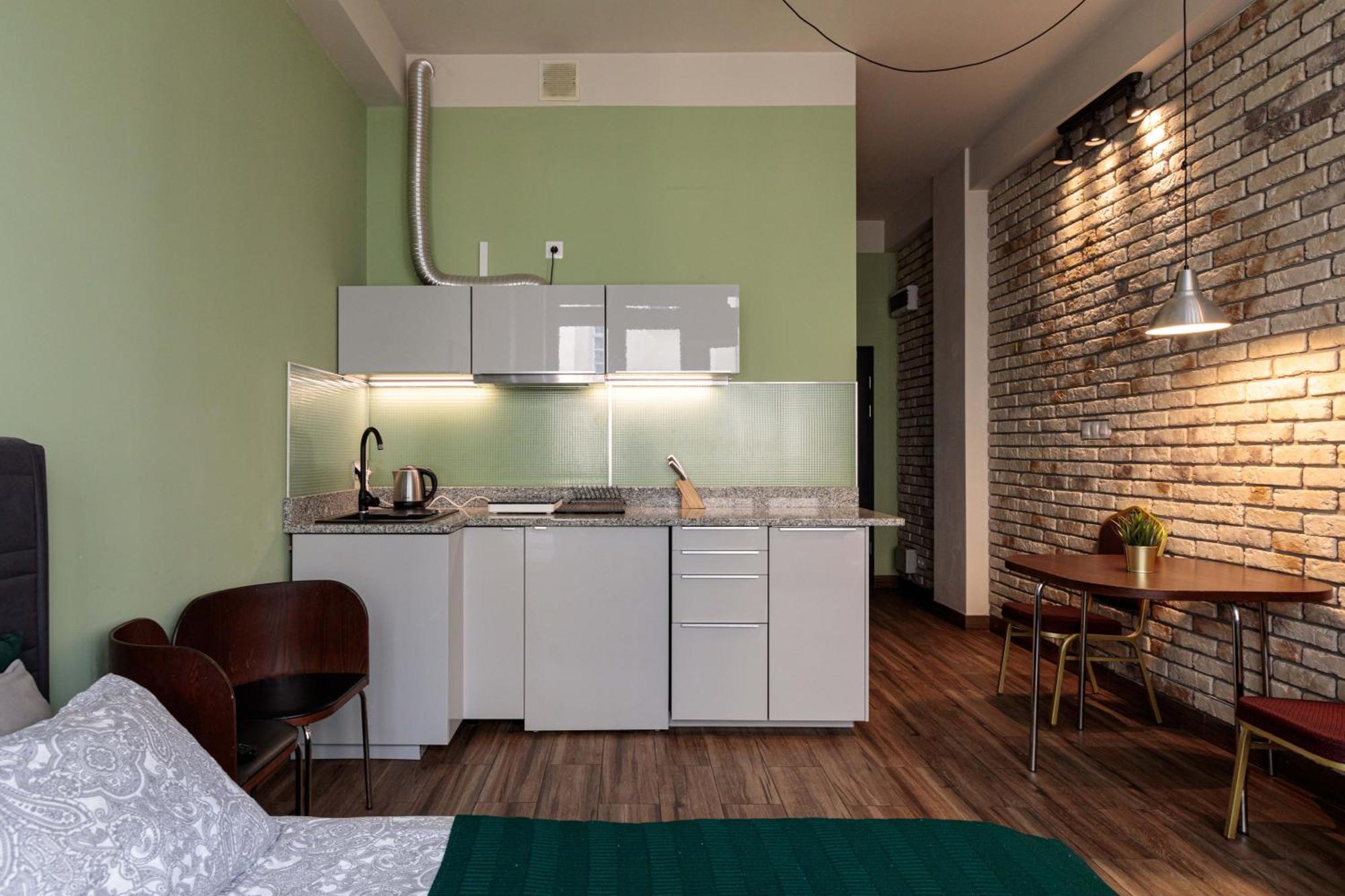 Golden Apartments Wroclaw - Cozy Studio - Main Rail Station&K24 Екстериор снимка